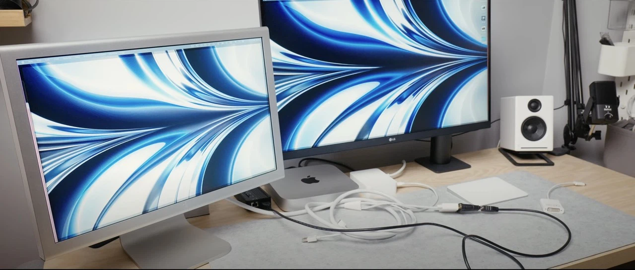 Apple cinema diaplay Apple cinema diaplay